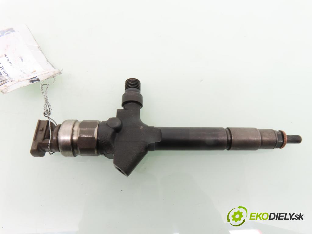 MAZDA 5 (CR19) MINIVAN 2005 105,00 2.0 MZR-CD 143 - RF7J 1998,00 vstrekovač RF7J13H50 (Vstrekovač paliva)