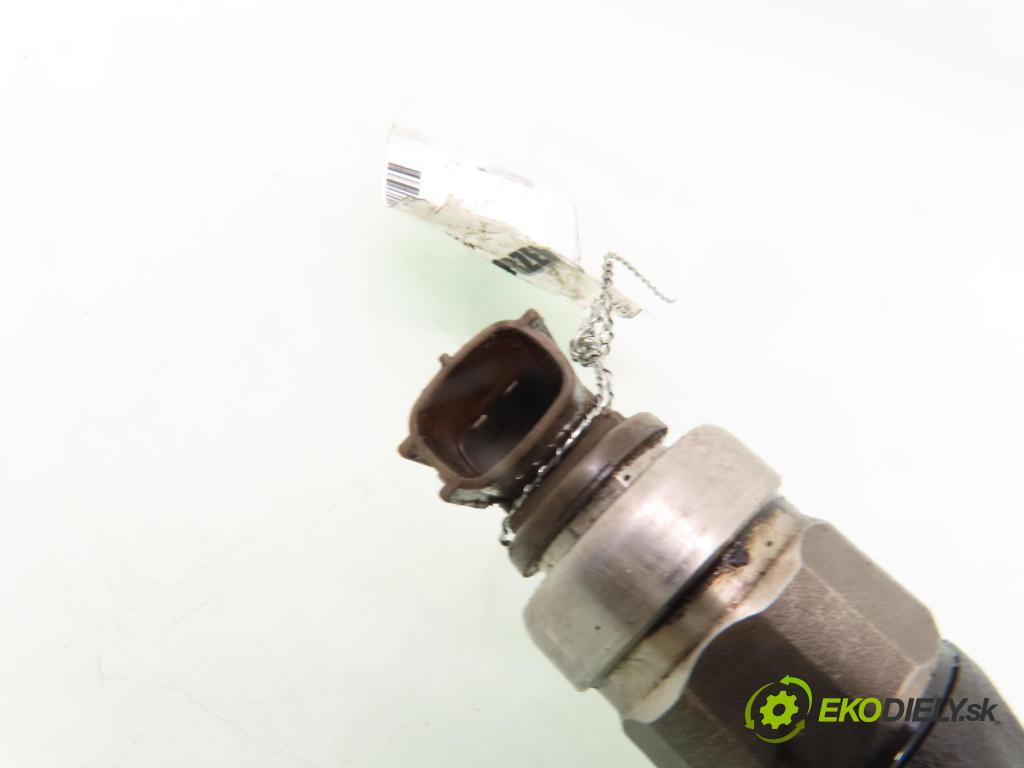 MAZDA 5 (CR19) MINIVAN 2005 105,00 2.0 MZR-CD 143 - RF7J 1998,00 vstrekovač RF7J13H50 (Vstrekovač paliva)