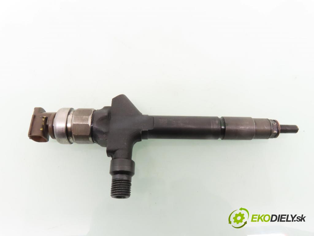 MAZDA 5 (CR19) MINIVAN 2005 105,00 2.0 MZR-CD 143 - RF7J 1998,00 vstrekovač RF7J13H50 (Vstrekovač paliva)