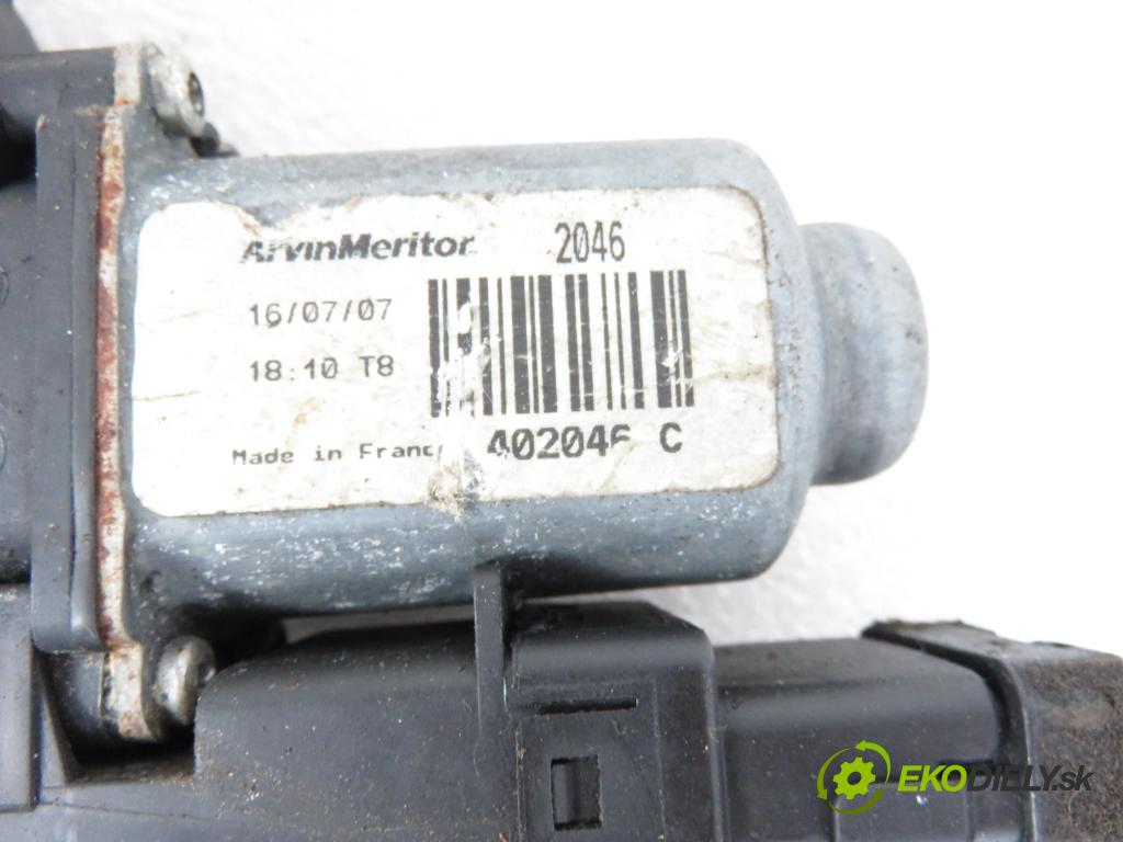 RENAULT MEGANE II (BM0/1_, CM0/1_) HB 2002 83,00 1.6 16V 113 - K4M 760 1598,00 mechanismus oken 402046C