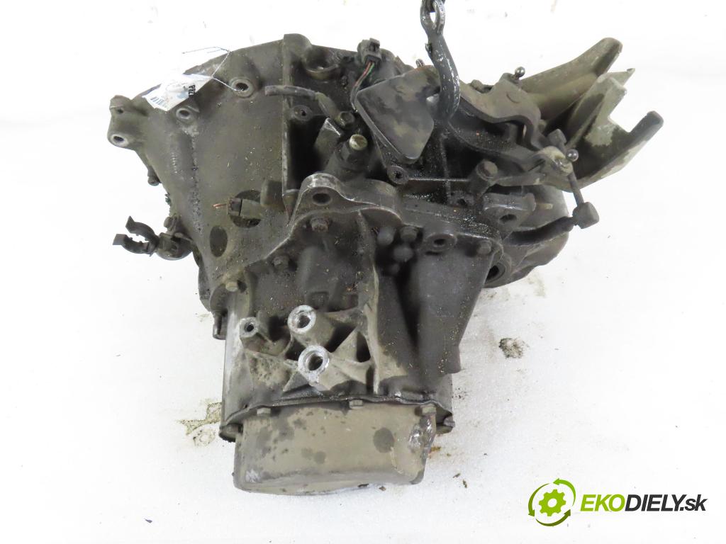 CITROEN C5 I Break (DE_) KOMBI 2001 85,00 1.8 16V (DE6FZB, DE6FZE) - 6FZ (EW7J4) 1749,00 Prevodovka MANUALNA 20DL29