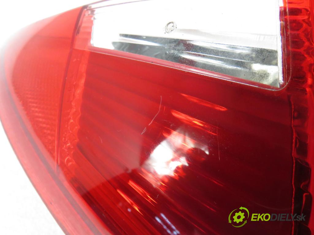 FIAT PUNTO (188_) HB 2002 59,00 1.2 16V 80 - 188 A5.000 1242,00 Svetlo pravé zadné 11A541B