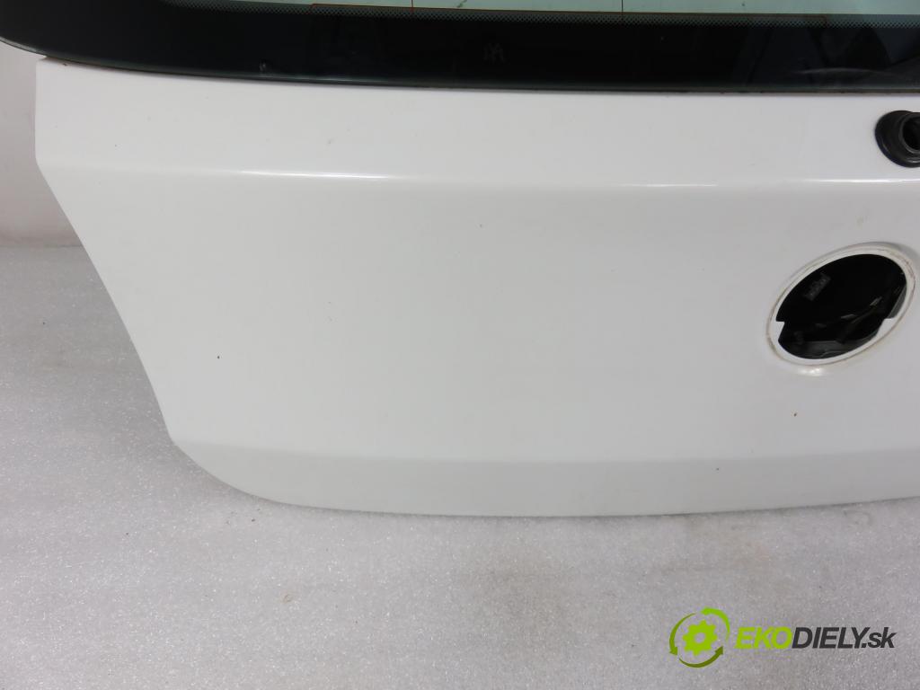BMW 1 (E87) HB 2009 89,00 118 i - N43 B20 A 1995,00 kapota kufor hatchback 3D