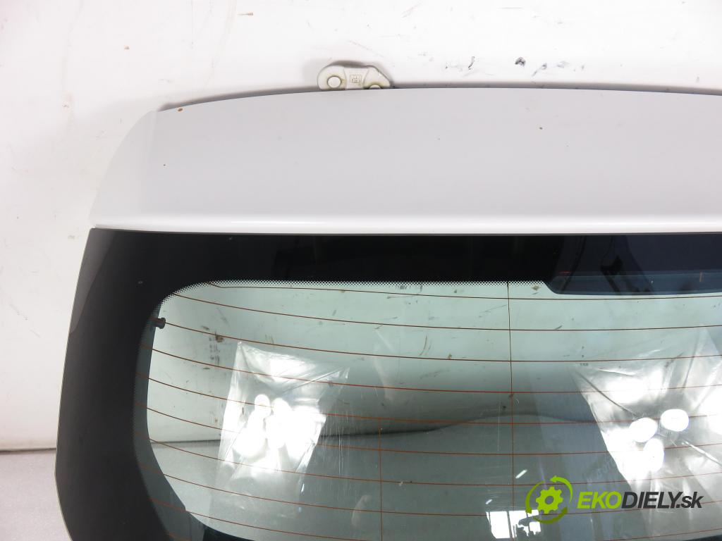 BMW 1 (E87) HB 2009 89,00 118 i - N43 B20 A 1995,00 kapota kufor hatchback 3D