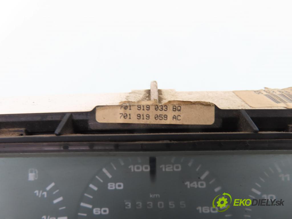 VW TRANSPORTER IV Platforma / podwozie (70E, 70L, 70M, 7DE, 7DL KABINA/PLATFORMA 1993 57,00 2.4 D 78 - AAB 2370,00 Prístrojovka na ODKAZ: 701919033BQ ; 701919059AC