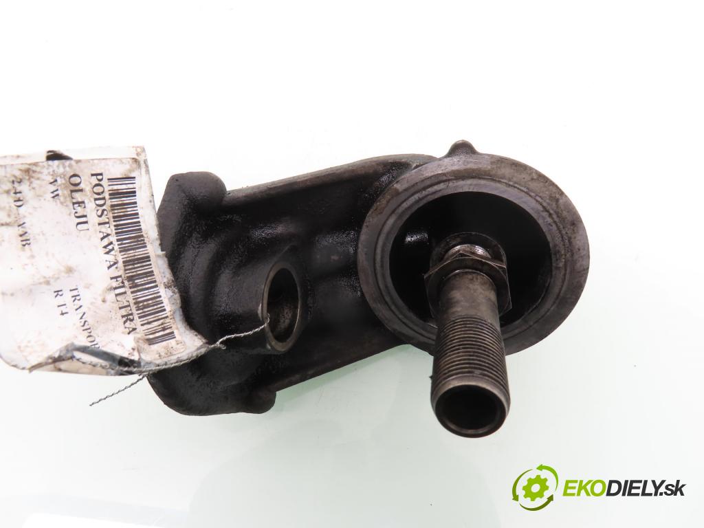 VW TRANSPORTER IV Platforma / podwozie (70E, 70L, 70M, 7DE, 7DL KABINA/PLATFORMA 1993 57,00 2.4 D 78 - AAB 2370,00 Obal filtra oleja 074115417N (Obal olejového filtra)