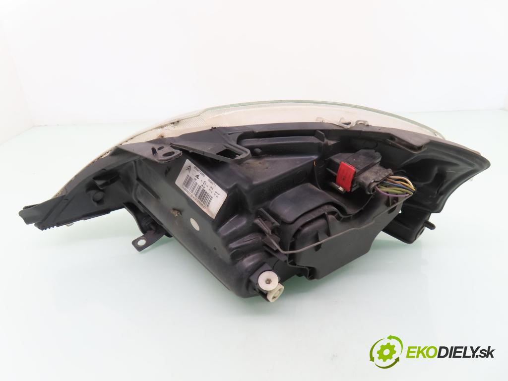 CITROEN C3 I (FC_) HB 2006 54,00 1.4 i - KFV (TU3JP) 1360,00 Svetlo PP 9682672980