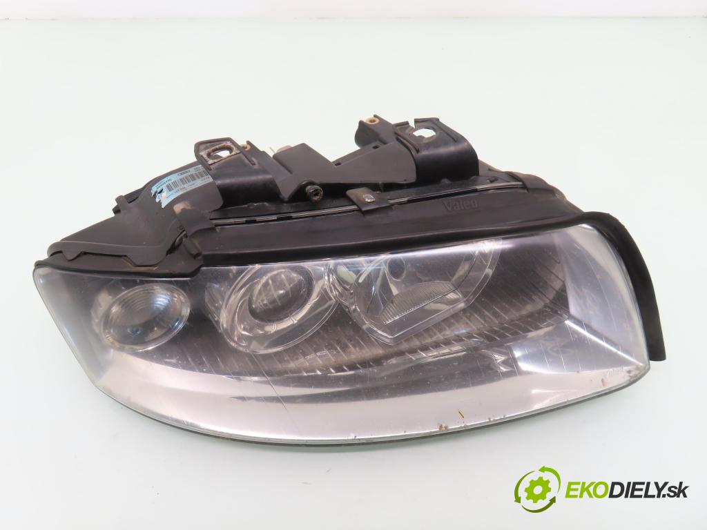 AUDI A4 (8E2, B6) SEDAN 2001 96,00 2.0 20V 130 - ALT 1984,00 Svetlo PP 8E0941004F ; 8E0990008F