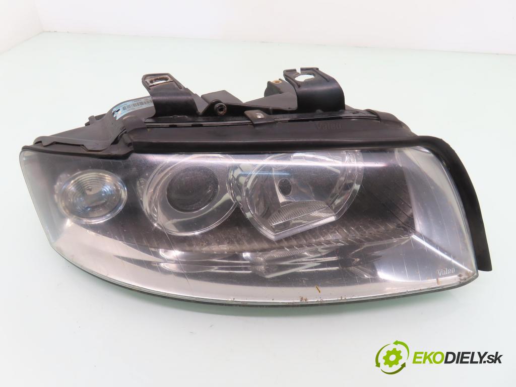 AUDI A4 (8E2, B6) SEDAN 2001 96,00 2.0 20V 130 - ALT 1984,00 Svetlo PP 8E0941004F ; 8E0990008F