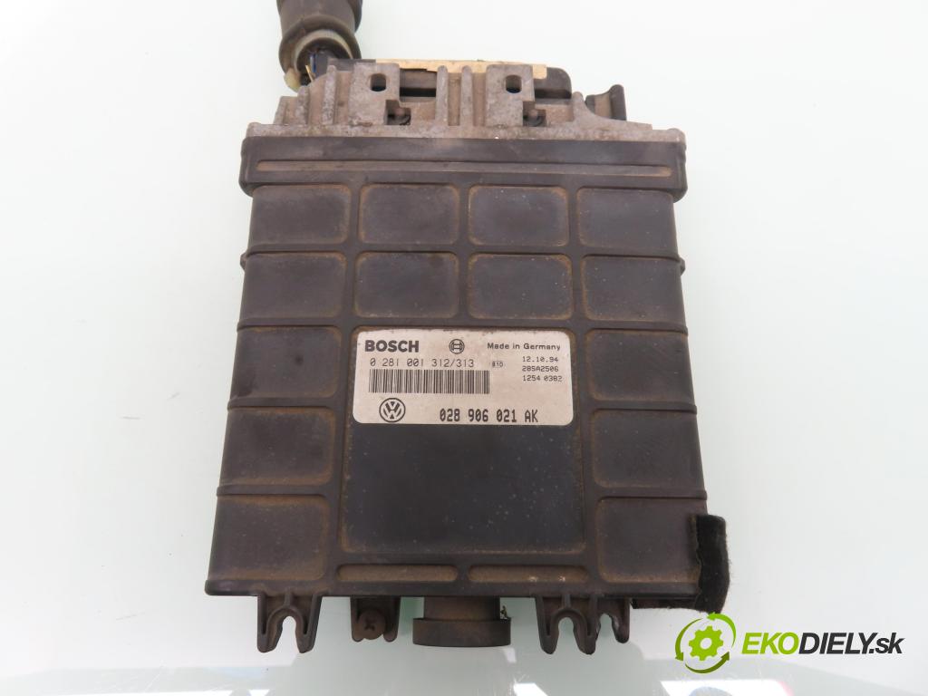 VW PASSAT B3/B4 Variant (3A5, 35I) KOMBI 1995 66,00 1.9 TDI - 1Z 1896,00 Riadiaca jednotka Motor 028906021AK ; 0281001312