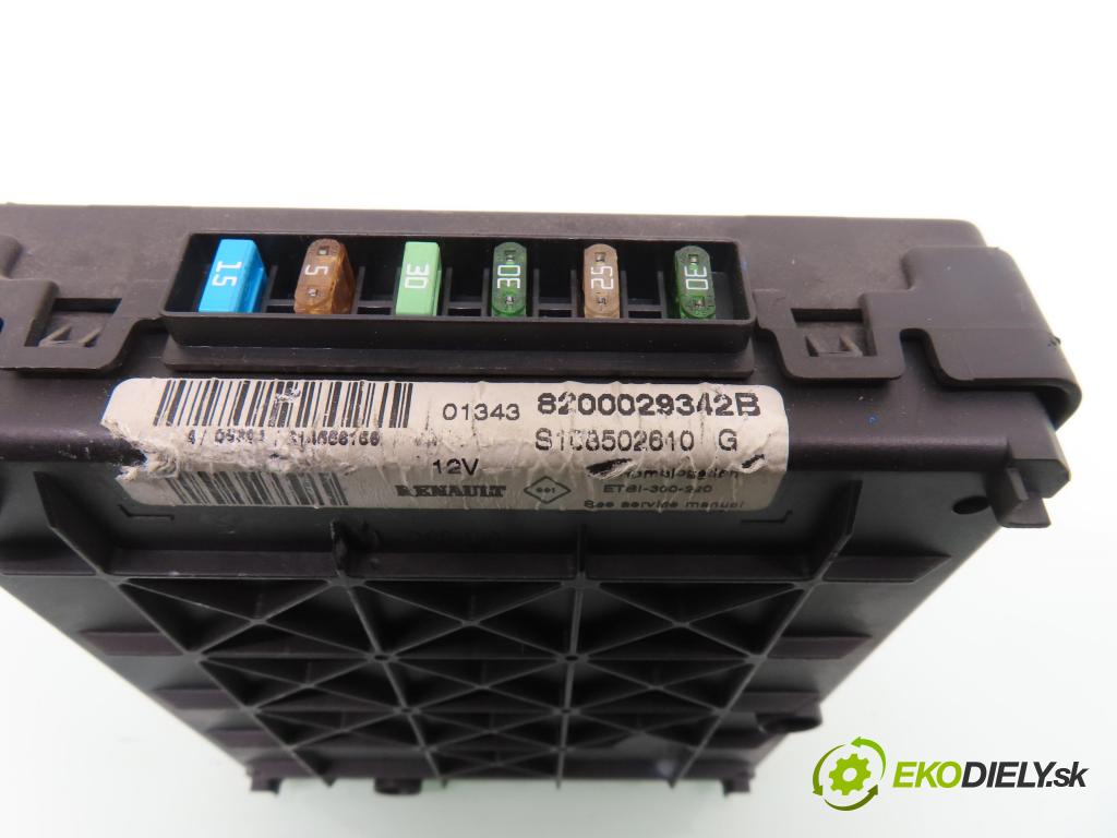 RENAULT SCENIC I (JA0/1_) MINIVAN 2001 72,00 1.9 dTi (JA0N) - F9Q 731 1870,00 MODUL BSI 8200029342B ; S108502610G
