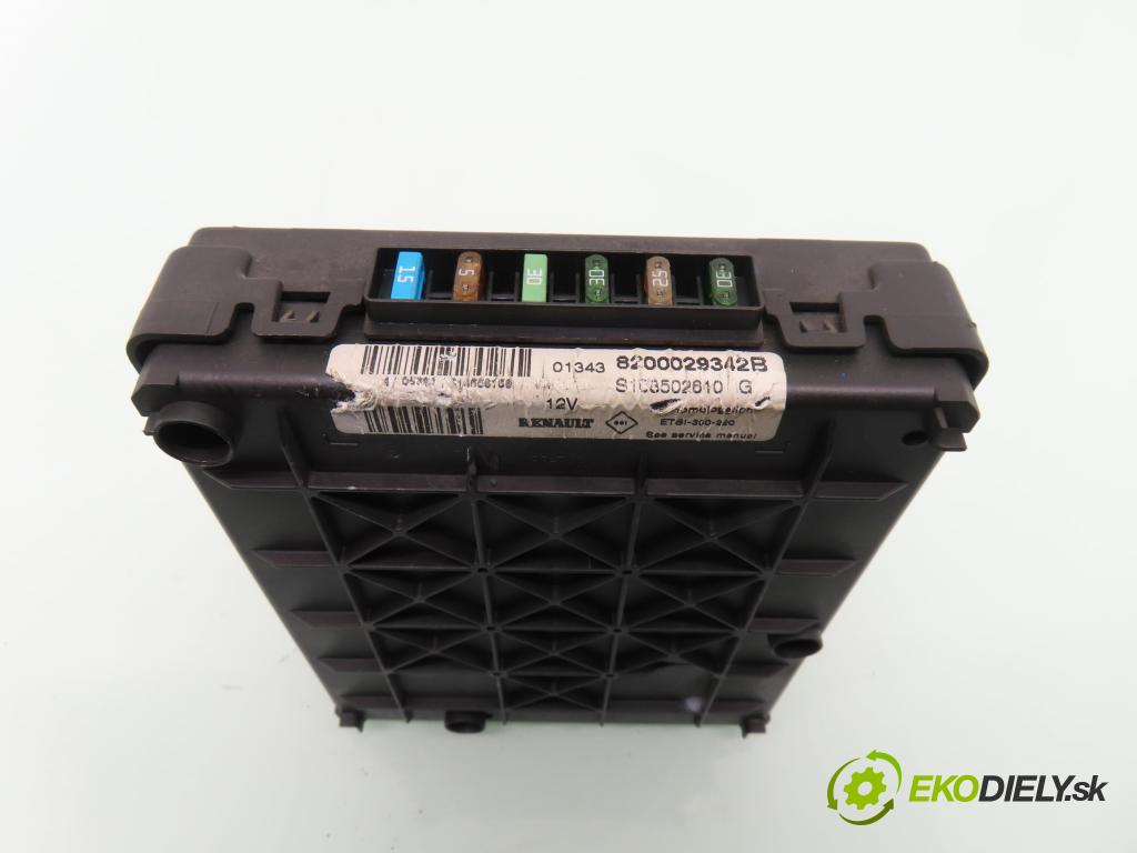 RENAULT SCENIC I (JA0/1_) MINIVAN 2001 72,00 1.9 dTi (JA0N) - F9Q 731 1870,00 MODUL BSI 8200029342B ; S108502610G