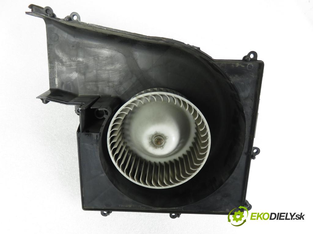 NISSAN PRIMERA Hatchback (P12) HB 2004 88,00 1.9 dCi - F9Q 1870,00 ventilátor větráku 27200AV602