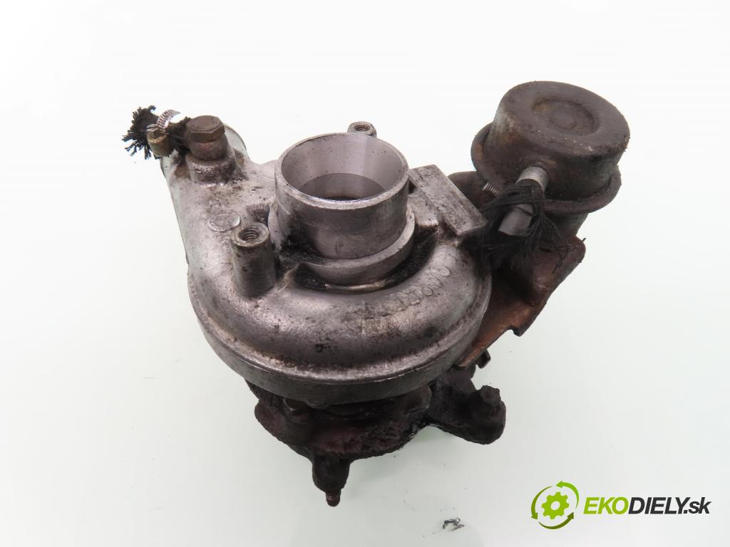 VW PASSAT B3/B4 Variant (3A5, 35I) KOMBI 1995 66,00 1.9 TDI - 1Z 1896,00 RYCHLONABÍJEČKA: 028145701Q (Kompletní turbodmychadlo)