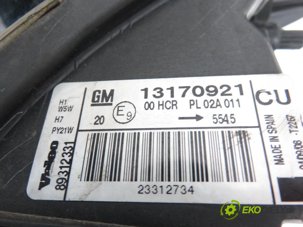 OPEL VECTRA C (Z02) LIFTBACK 2006 110,00 1.9 CDTI - Z 19 DTH 1910,00 Svetlo LP 13170921