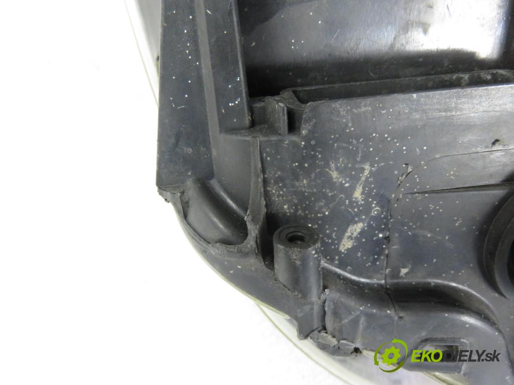 OPEL VECTRA C (Z02) LIFTBACK 2006 110,00 1.9 CDTI - Z 19 DTH 1910,00 Svetlo LP 13170921
