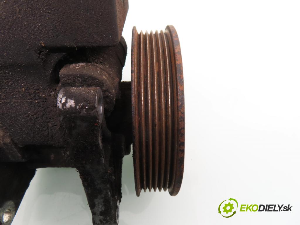 MERCEDES-BENZ KLASA C (W202) SEDAN 1997 90,00 C 180 (202.018) - M 111.921 1799,00 Pumpa servočerpadlo 0024662901 (Servočerpadlo)