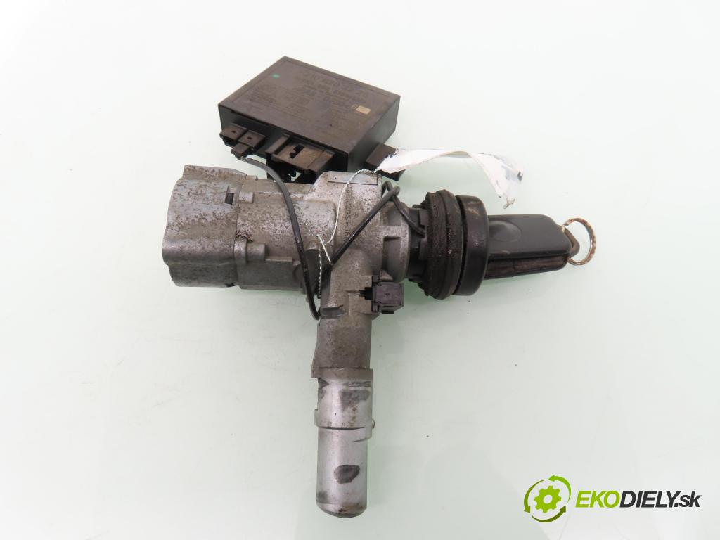 MERCEDES-BENZ KLASA C (W202) SEDAN 1997 90,00 C 180 (202.018) - M 111.921 1799,00 spinačka  (Spínacia skrinka)