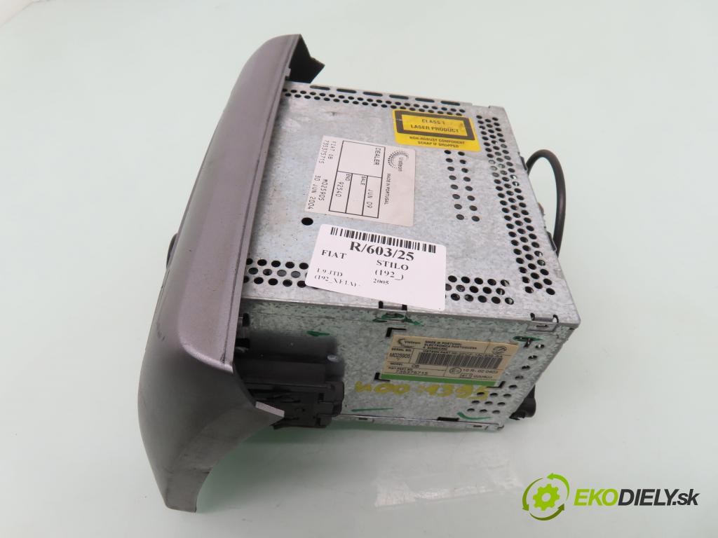 FIAT STILO (192_) HB 2003 59,00 1.9 JTD (192_XF1A) - 192 A3.000 1910,00 RADIO CD 735375715 ; 2FCF18C838RA