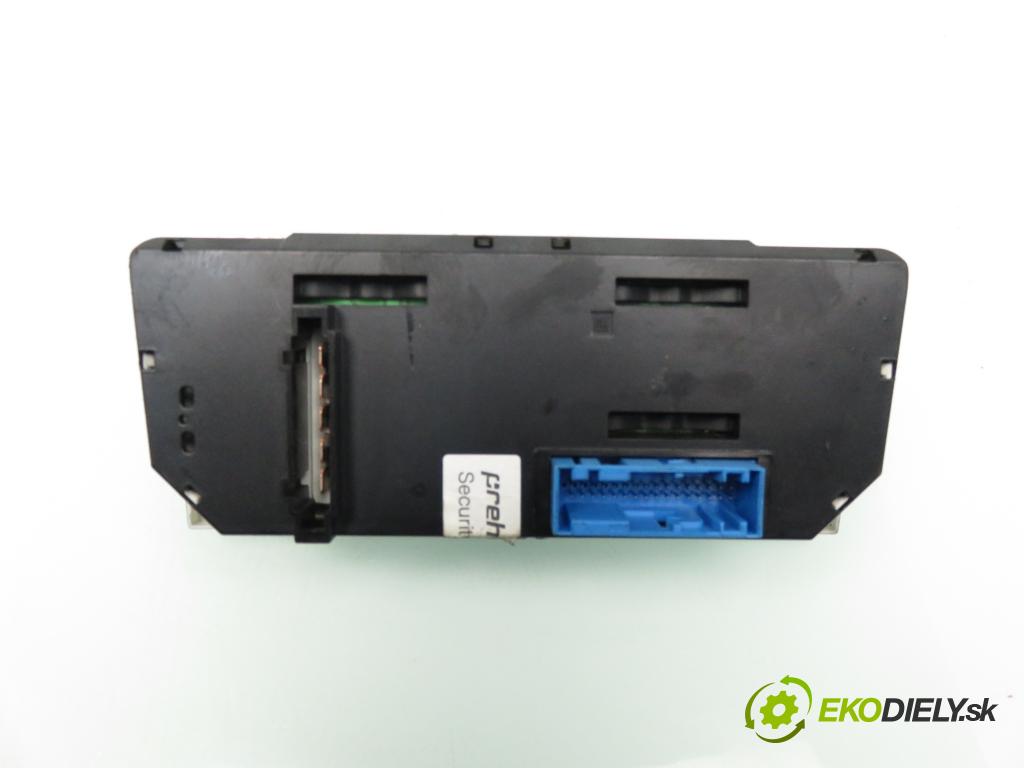 OPEL ASTRA H (A04) HB 2005 74,00 1.7 CDTI 100 - Z 17 DTH 1686,00 Panel kúrenia 13201298