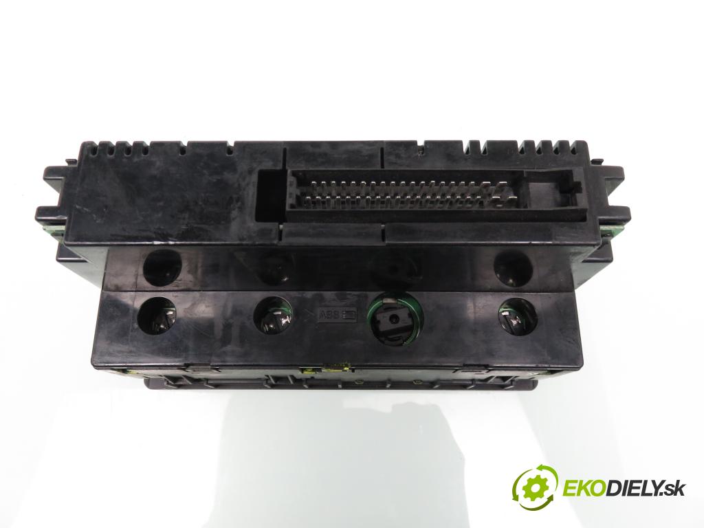 SAAB 9-3 (YS3D) HB 2000 113,00 2.0 Turbo - B204E 1985,00 Panel kúrenia KLIMATRONIK 5047600