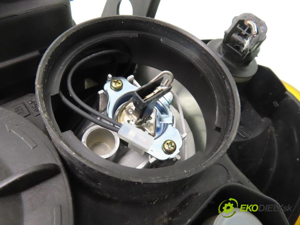 RENAULT MODUS / GRAND MODUS (F/JP0_) HB 2005 55,00 1.2 (JP0C, JP0K, FP0C, FP0K, FP0P, JP0P, JP0T) - D 1149,00 Svetlo PP 8200301831B