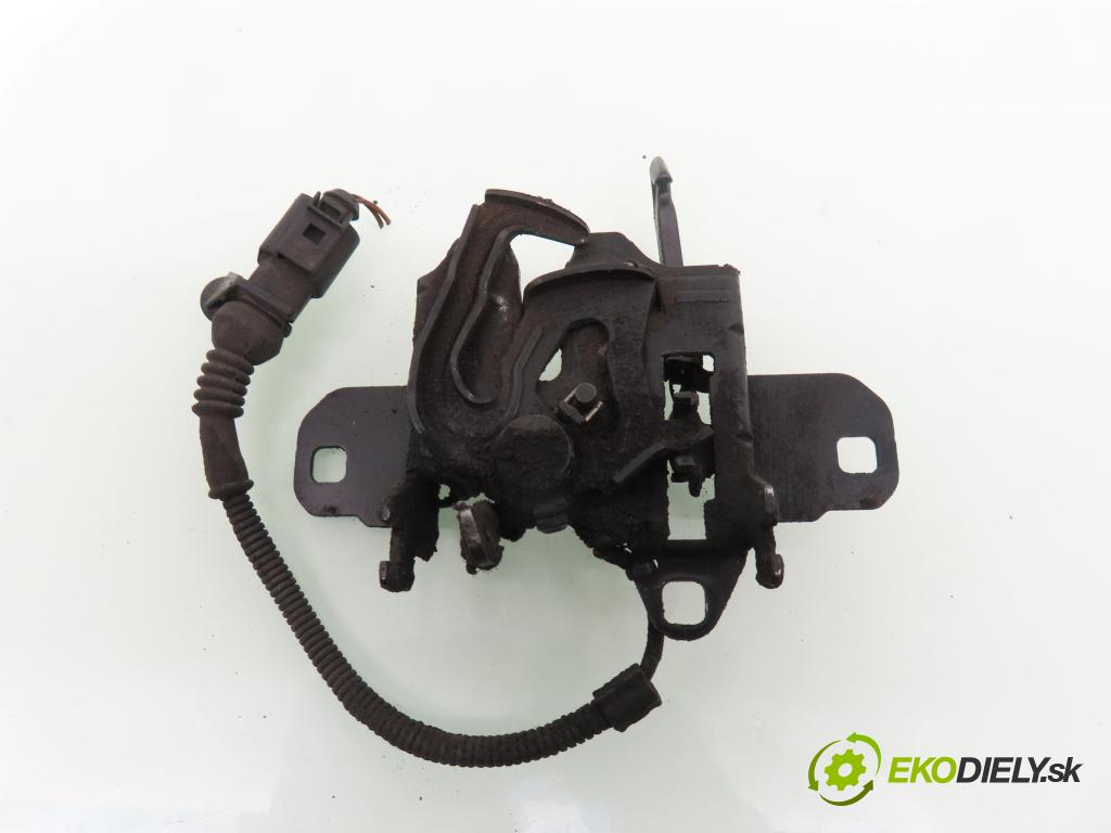 SEAT TOLEDO II (1M2) SEDAN 2002 110,00 1.9 TDI - ARL 1896,00 zámok kapoty 1M0823503J