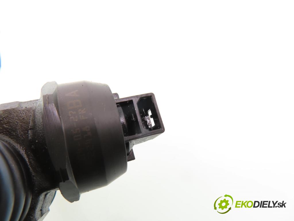 SEAT ALTEA (5P1) MINIVAN 2004 77,00 1.9 TDI PD 105 - BXE 1896,00 Vstrekovač 038130073AG ; 0414720215 (Vstrekovač paliva)