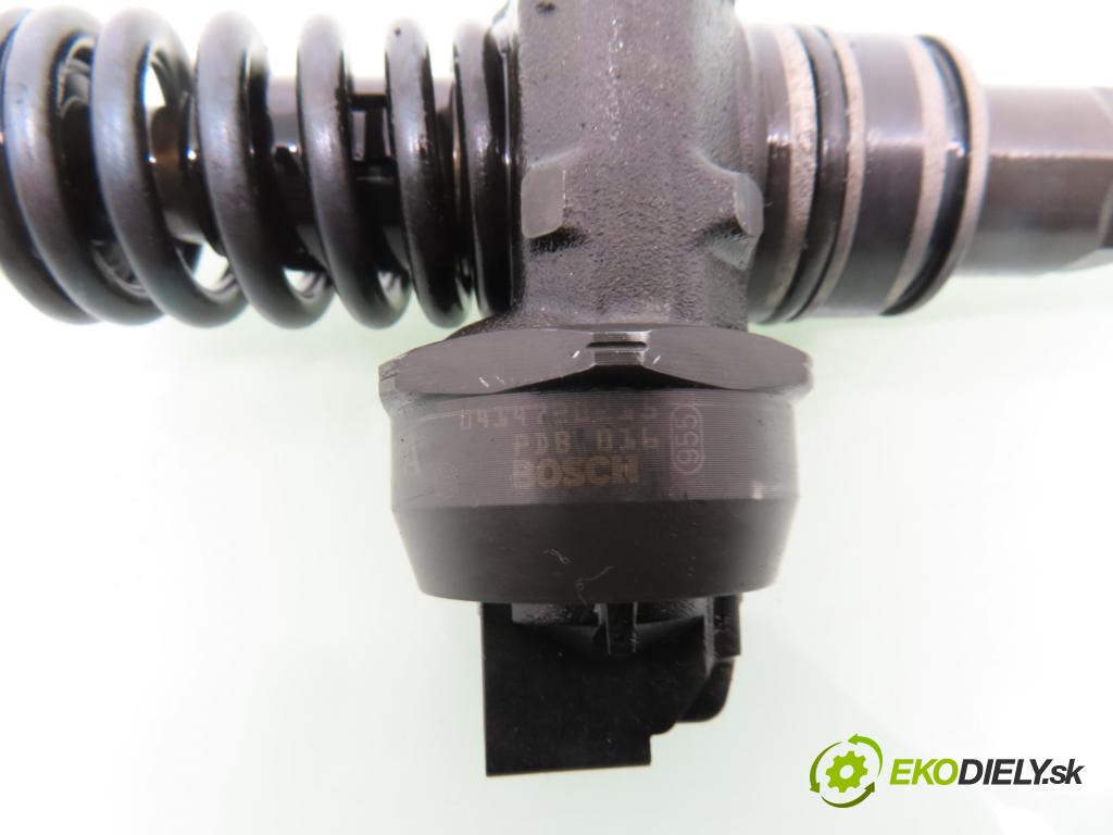 SEAT ALTEA (5P1) MINIVAN 2004 77,00 1.9 TDI PD 105 - BXE 1896,00 Vstrekovač 038130073AG ; 0414720215 (Vstrekovač paliva)