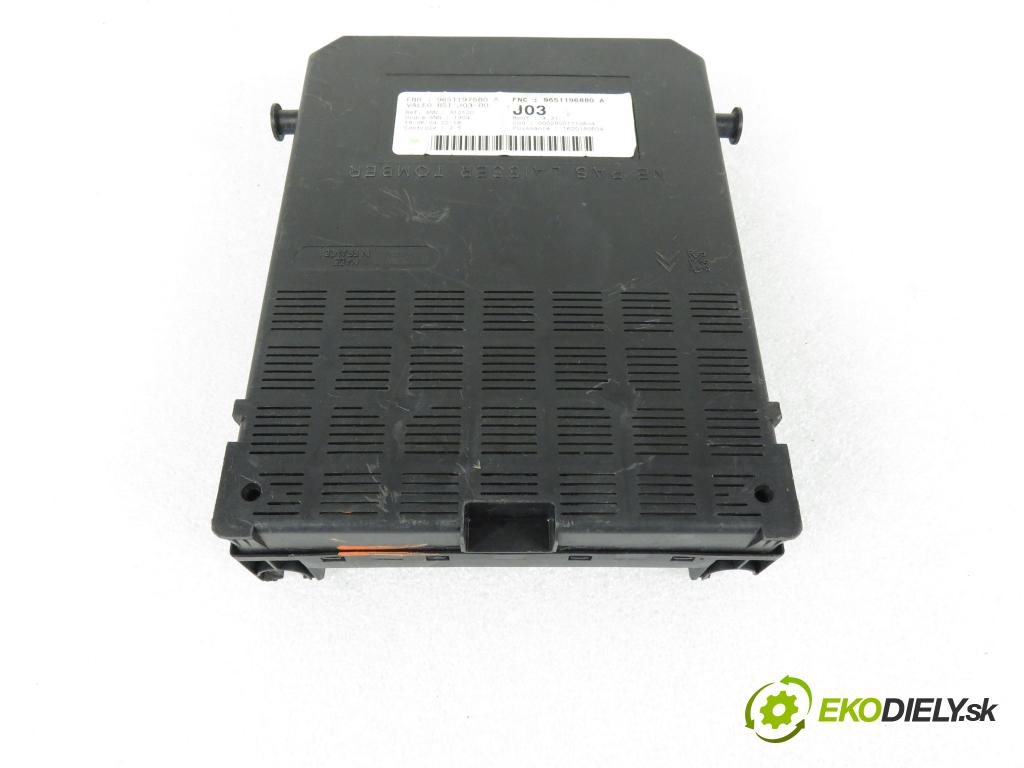 PEUGEOT 307 SW (3H) KOMBI 2004 80,00 1.6 BioFlex - NFU (TU5JP4) 1587,00 MODUL BSI 9651197580A ; 9651196880A