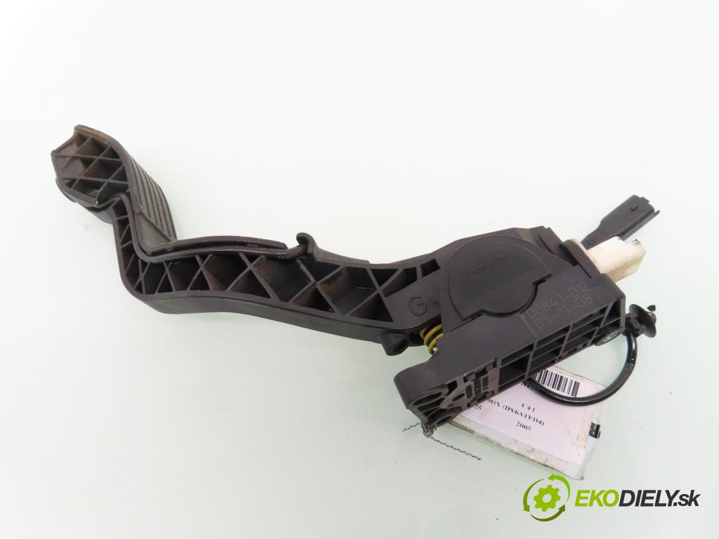 CITROEN C4 I (LC_) HB 2005 66,00 1.6 HDi - 9HX (DV6ATED4) 1560,00 Potenciometer plynu 0280755001 ; 9650889180 (Potenciometer plynového pedálu)