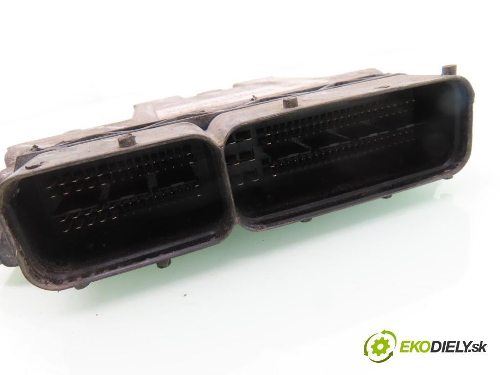 OPEL VECTRA C Kombi (Z02) KOMBI 2006 88,00 1.9 CDTI - Z 19 DT 1910,00 Riadiaca jednotka Motor 0281012534 ; 55197150AD
