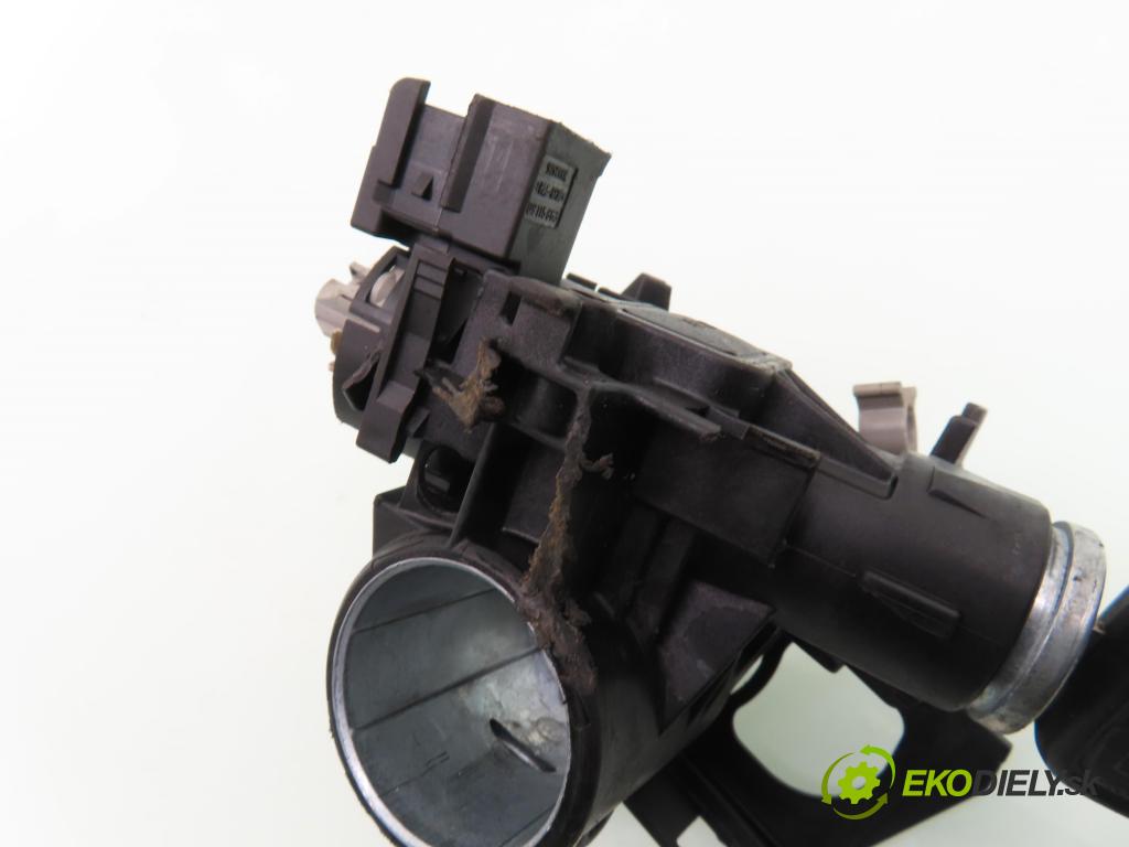 OPEL ZAFIRA A Nadwozie Wielkopojemne (MPV) (T98)  MINIVAN 2002 92,00 1.8 16V 125 - Z 18 XE 1796,00 spinačka 90589313 ; 90589313 (Spínacia skrinka)