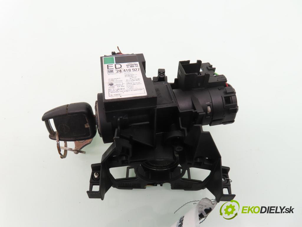 OPEL ASTRA G Kombi (T98) KOMBI 2000 60,00 2.0 DI - X 20 DTL 1995,00 spinačka 90589313 ; 90589389 (Spínacia skrinka)