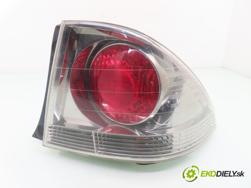 LEXUS IS I (JCE1_, GXE1_) SEDAN 2005 114,00 200 (GXE10) - 1G-FE 1988,00 světlo pravé zadní