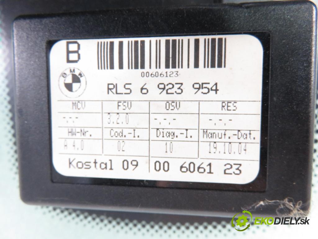 BMW X3 (E83) SUV 2005 110,00 2.0 d 150 - M47 D20 (204D4) 1995,00 Okno čelná 6923954