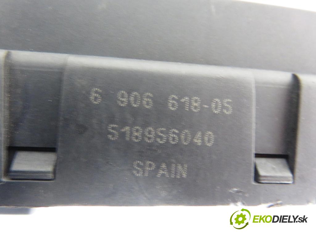 BMW 5 (E60) SEDAN 2005 120,00 520 d - M47 D20 (204D4) 1995,00 Skrinka POJISTKY: 690661805