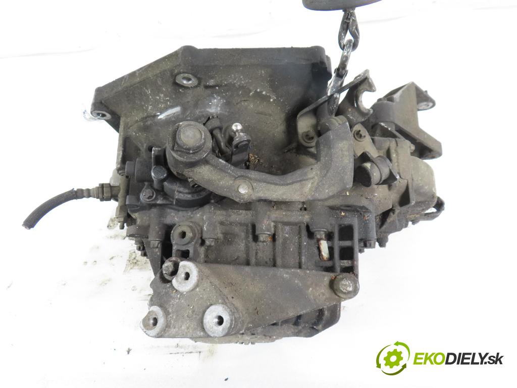 OPEL VECTRA C Kombi (Z02) KOMBI 2004 88,00 1.9 CDTI - Z 19 DT 1910,00 převodovka MANUALNA M23 ; 55186623 ; 55194293