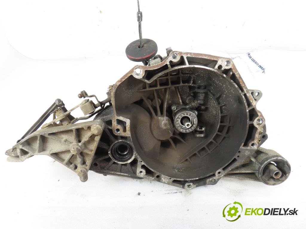 OPEL ZAFIRA A Nadwozie Wielkopojemne (MPV) (T98)  MINIVAN 2002 92,00 1.8 16V 125 - Z 18 XE 1796,00 převodovka MANUALNA F17W394