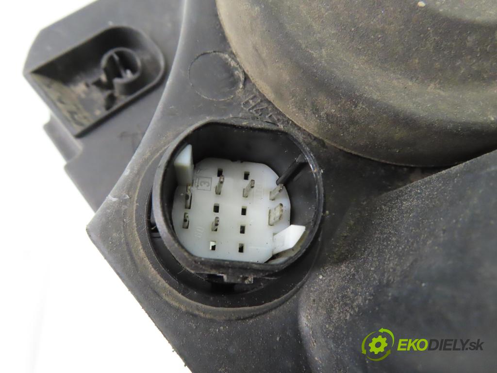 FIAT GRANDE PUNTO (199_) HB 2006 66,00 1.3 D Multijet 90 - 199 A3.000 1248,00 Svetlo PP 