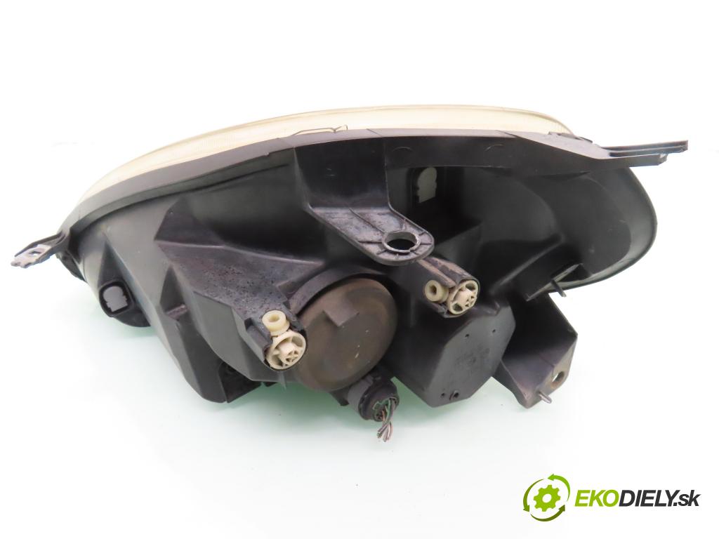 FIAT GRANDE PUNTO (199_) HB 2006 66,00 1.3 D Multijet 90 - 199 A3.000 1248,00 Svetlo PP