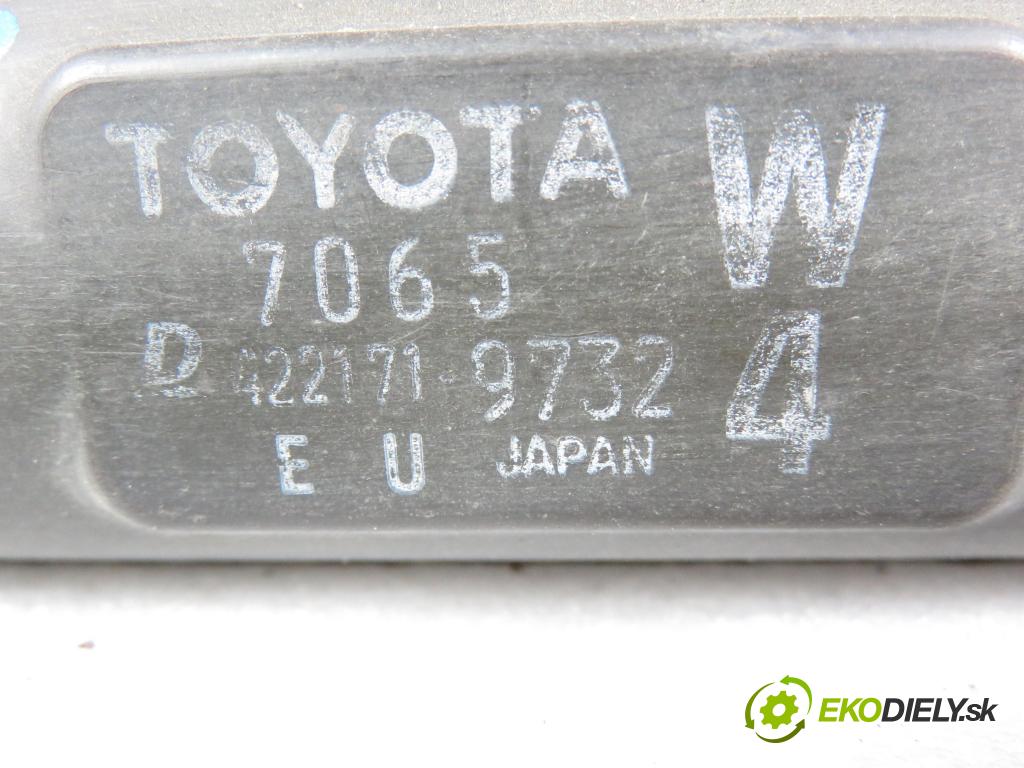 LEXUS IS I (JCE1_, GXE1_) SEDAN 2005 114,00 200 (GXE10) - 1G-FE 1988,00 chladič vody 4221719732 ; 1636370010S