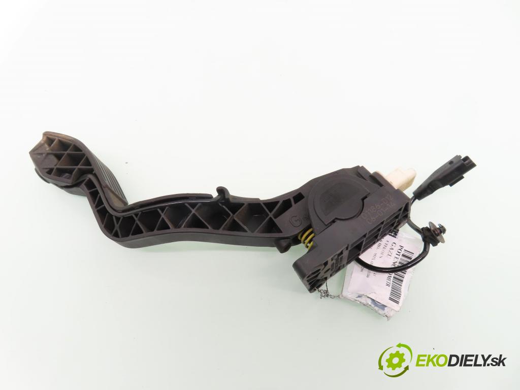 CITROEN C4 I (LC_) HB 2006 66,00 1.6 HDi - 9HX (DV6ATED4) 1560,00 potenciometr plynového pedálu 0280755001 ; 9650889180 (Potenciometr plynového pedálu)
