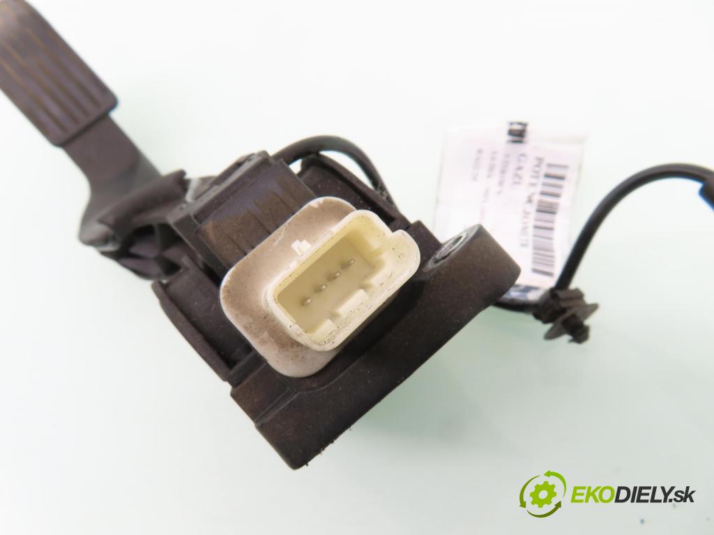 CITROEN C4 I (LC_) HB 2006 66,00 1.6 HDi - 9HX (DV6ATED4) 1560,00 potenciometr plynového pedálu 0280755001 ; 9650889180 (Potenciometr plynového pedálu)