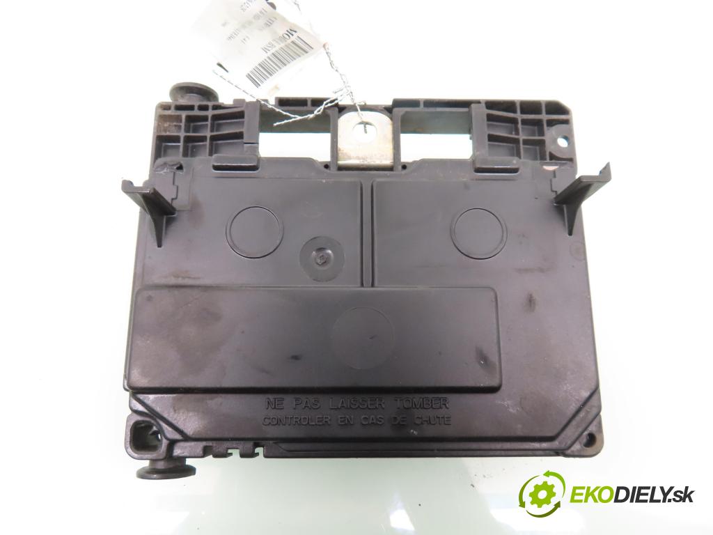 CITROEN C4 I (LC_) HB 2006 66,00 1.6 HDi - 9HX (DV6ATED4) 1560,00 MODUL BSM S118983006N ; 9658539680