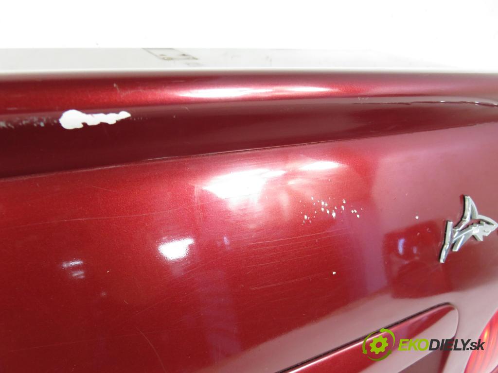 LEXUS IS I (JCE1_, GXE1_) SEDAN 2005 114,00 200 (GXE10) - 1G-FE 1988,00 kapota kufra SEDAN