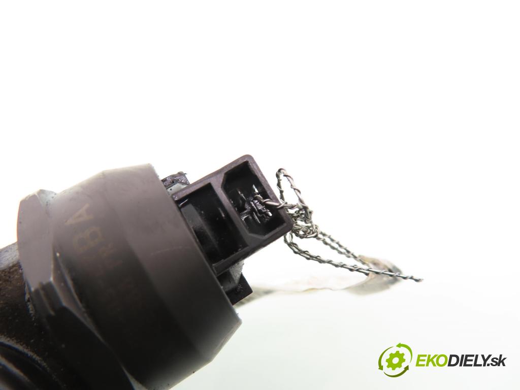 SEAT ALTEA (5P1) MINIVAN 2004 77,00 1.9 TDI PD 105 - BXE 1896,00 Vstrekovač 038130073AG ; 0414720215 (Vstrekovač paliva)