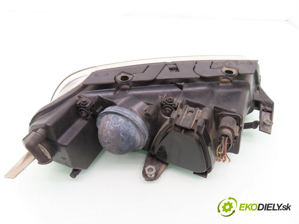 VW PASSAT B5.5 Variant (3B6) KOMBI 2000 74,00 1.9 TDI PD 101 - AVB 1896,00 Svetlo LP