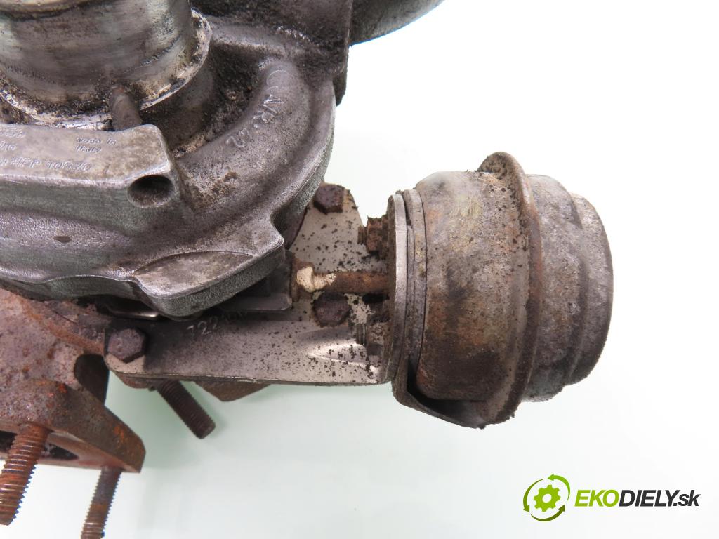 FIAT STILO (192_) HB 2003 59,00 1.9 JTD (192_XF1A) - 192 A3.000 1910,00 RYCHLONABÍJEČKA: 55191596 (Kompletní turbodmychadlo)