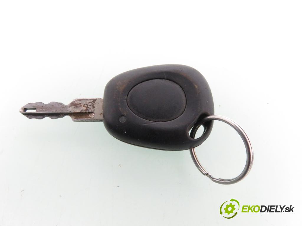 RENAULT SCENIC I (JA0/1_) MINIVAN 2000 79,00 1.6 - K4M 700 1598,00 spinačka / imobilizéra IMMO / Riadiaca jednotka 8200055730 ; S110030054C ; 8200029340A